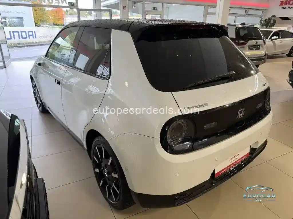 Honda e