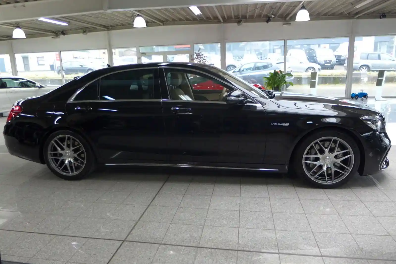 Mercedes-Benz S 63 AMG