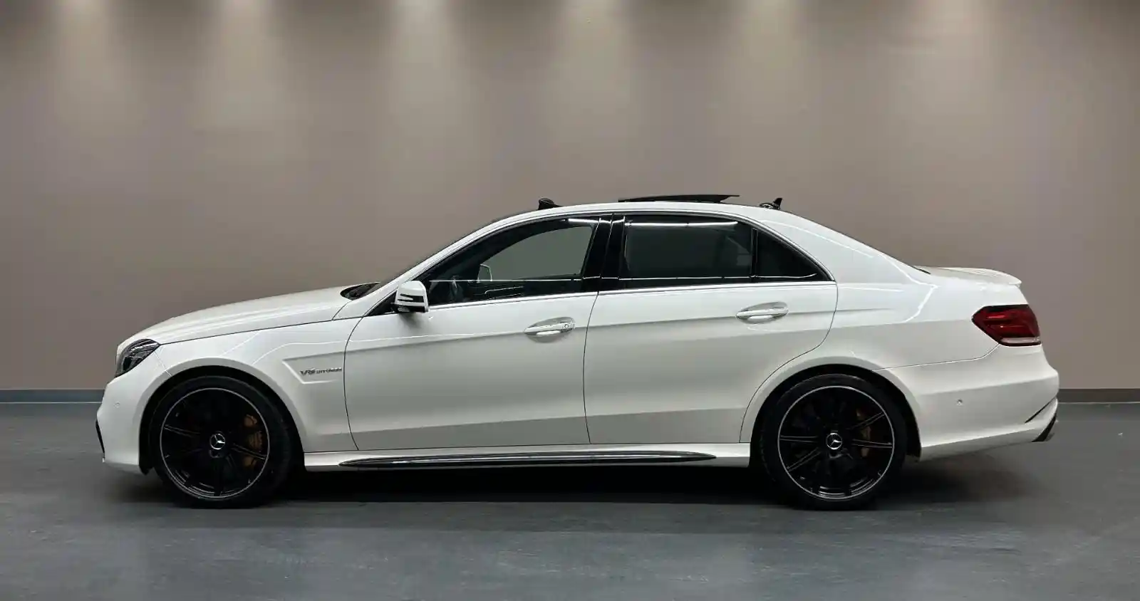 Mercedes-Benz E 63 AMG
