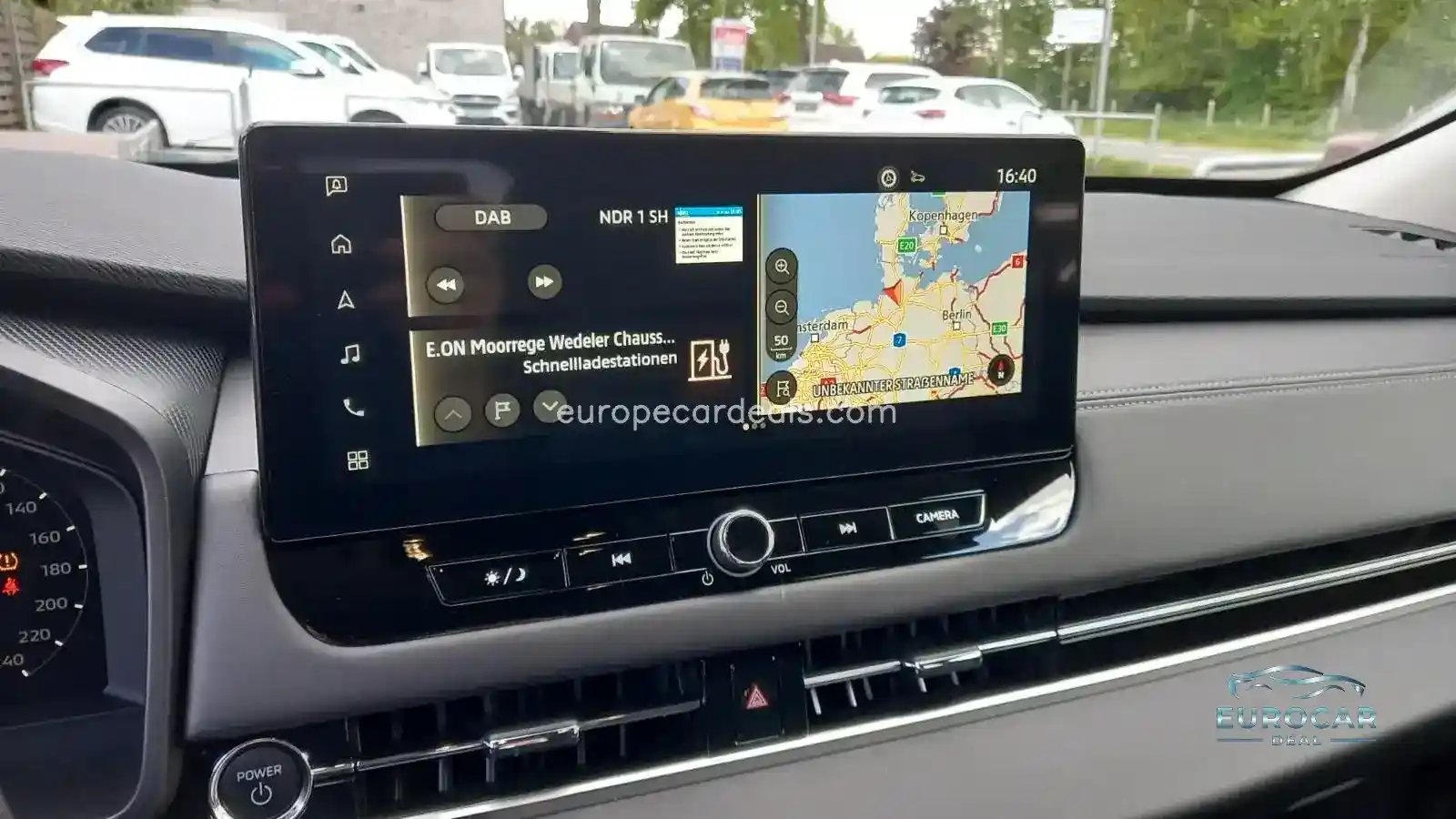 Mitsubishi Plug-in Hybrid Outlander