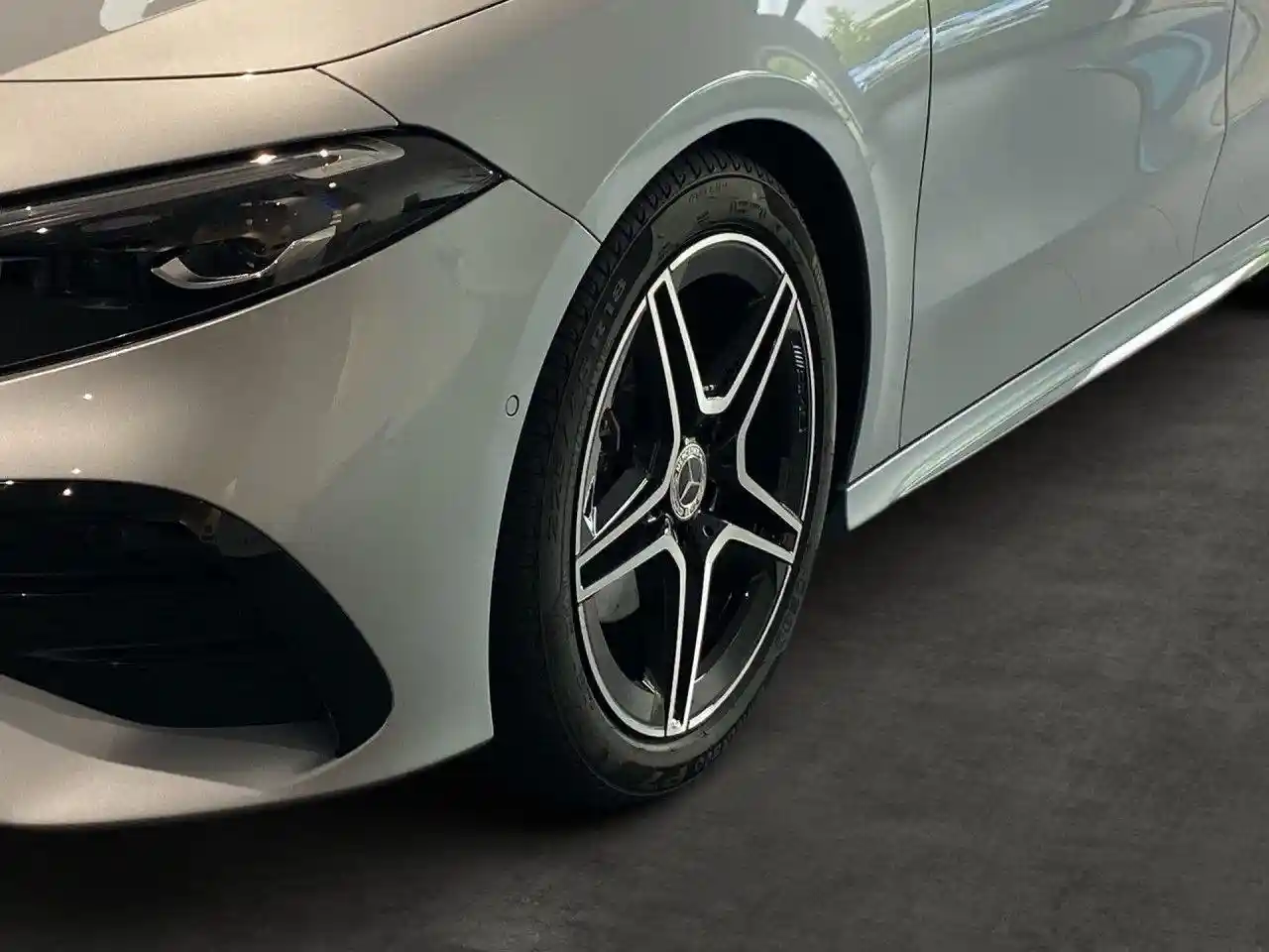 Mercedes-Benz A 200