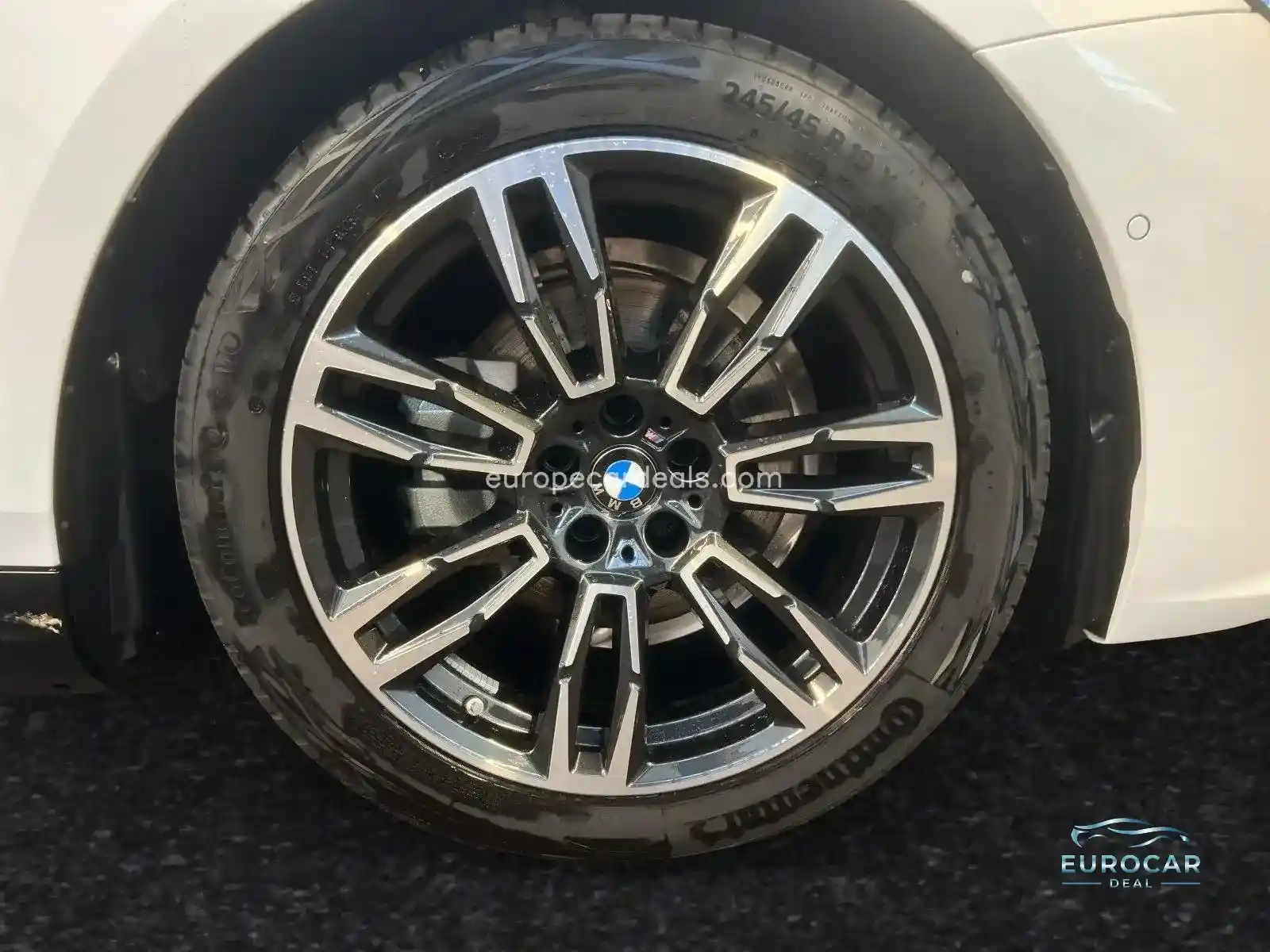 BMW 530