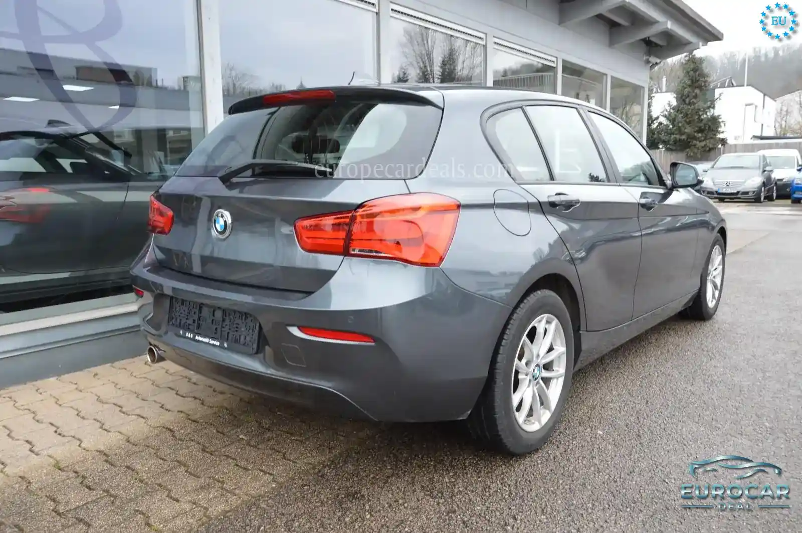 BMW 118
