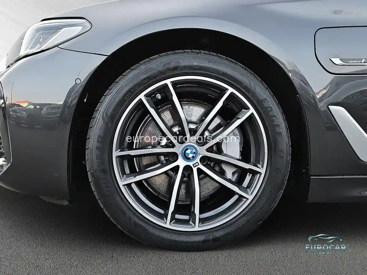 BMW 530