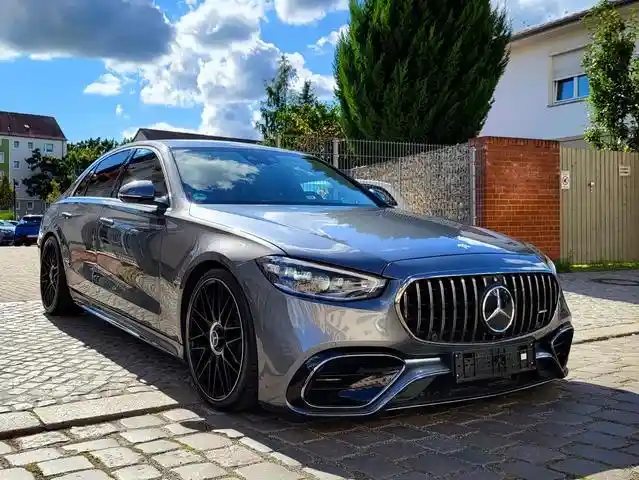 Mercedes-Benz S 400