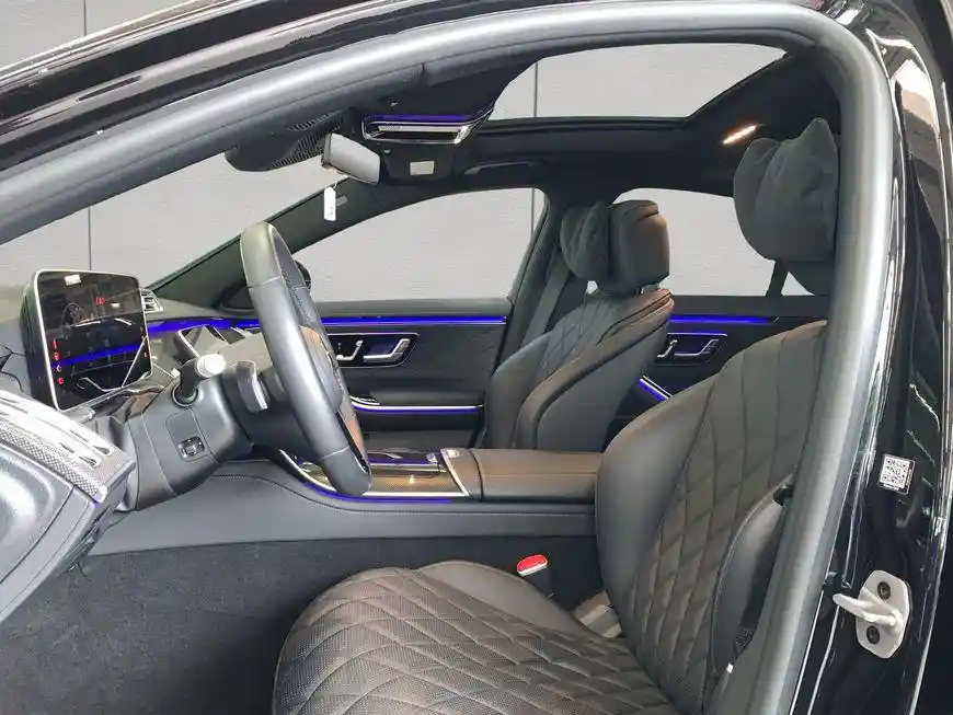 Mercedes-Benz S 400
