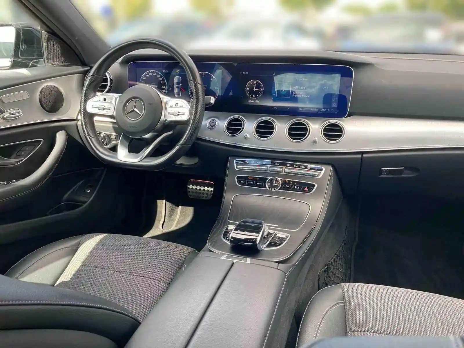 Mercedes-Benz E 300