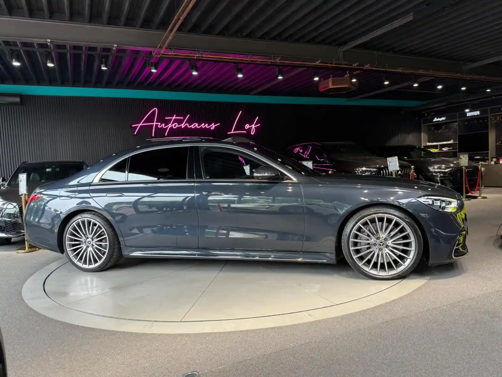 Mercedes-Benz S 500