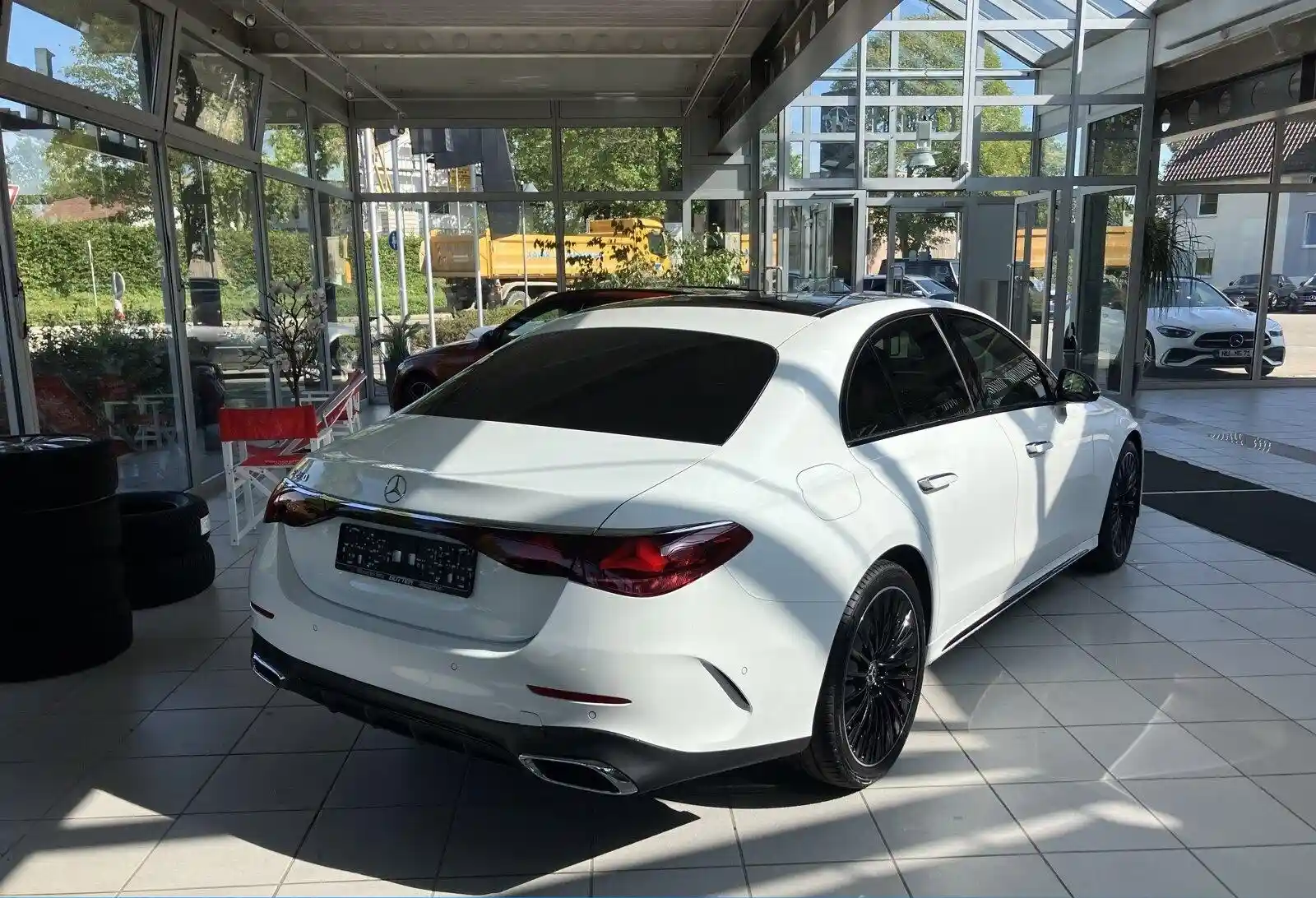 Mercedes-Benz E 200