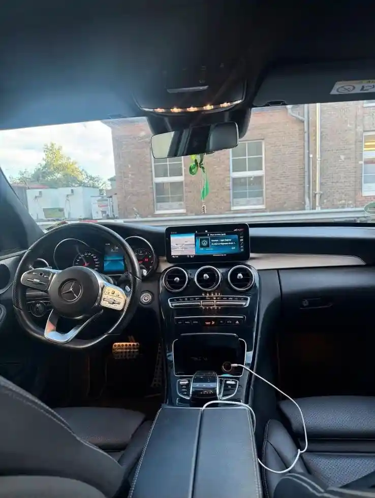 Mercedes-Benz C 200