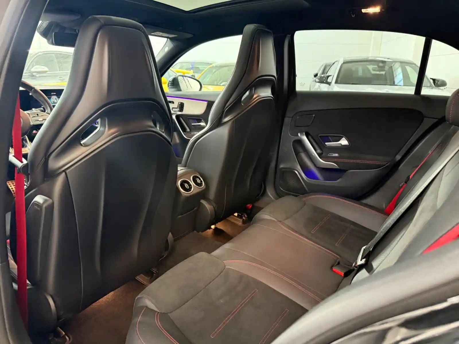Mercedes-Benz A 45 AMG