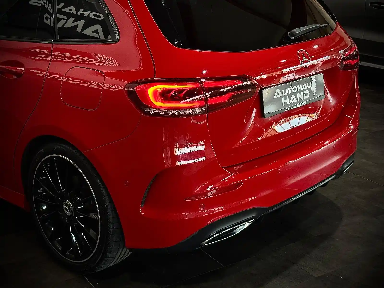 Mercedes-Benz B 200