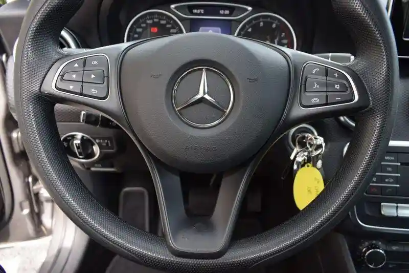 Mercedes-Benz A 160