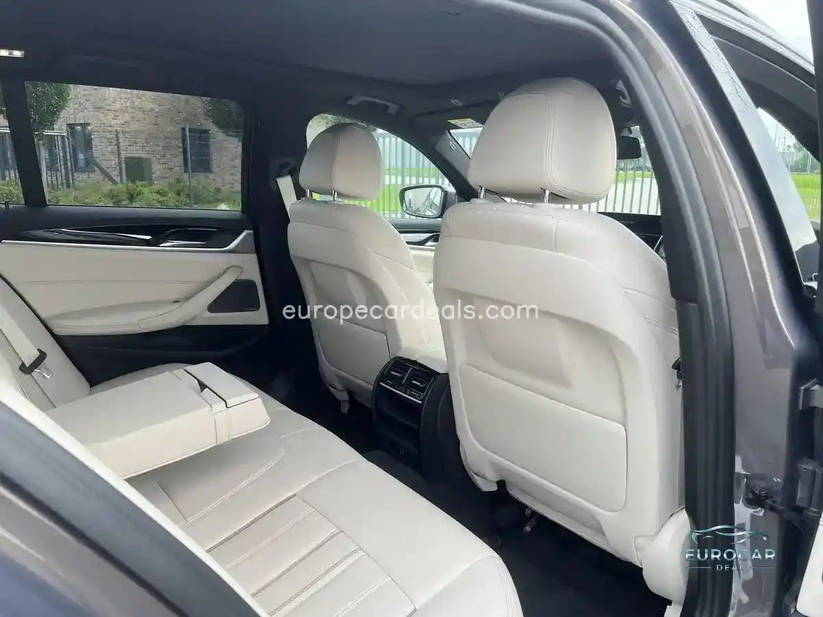 BMW 530