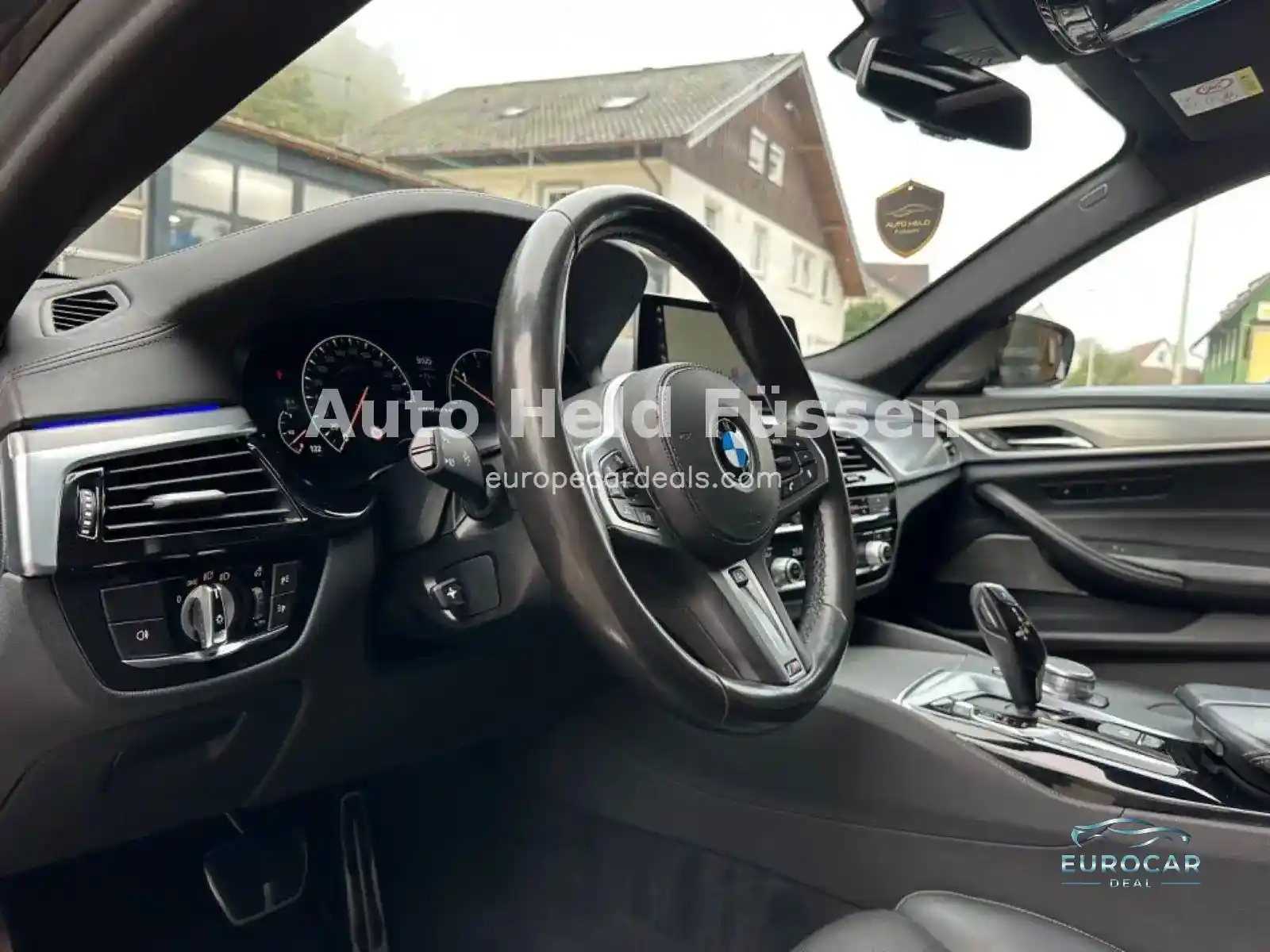 BMW M550