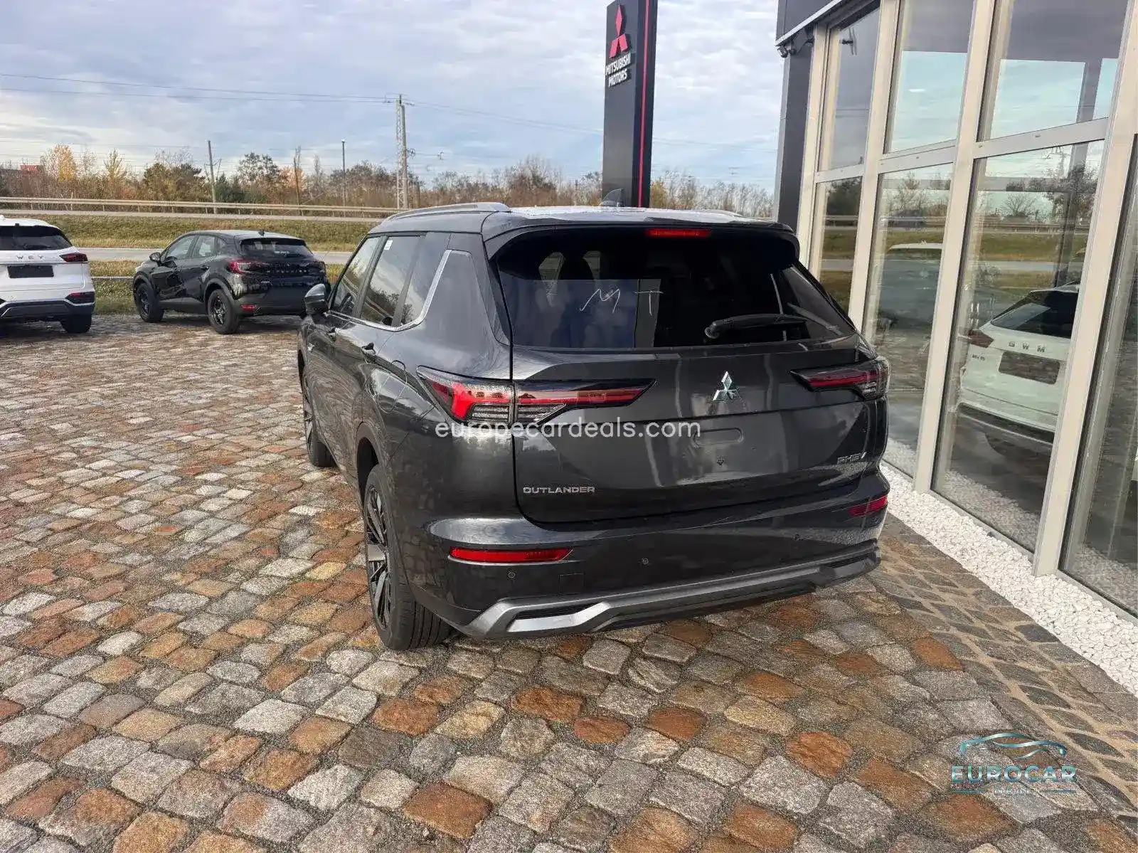 Mitsubishi Plug-in Hybrid Outlander