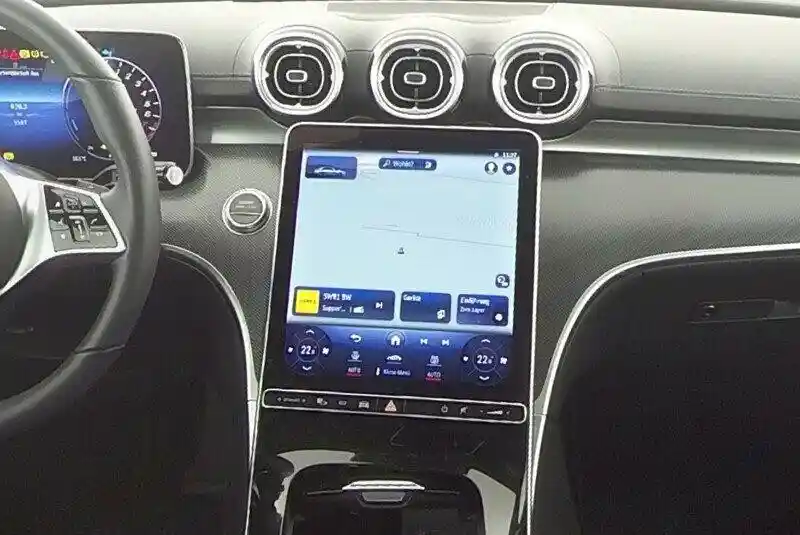 Mercedes-Benz C 400