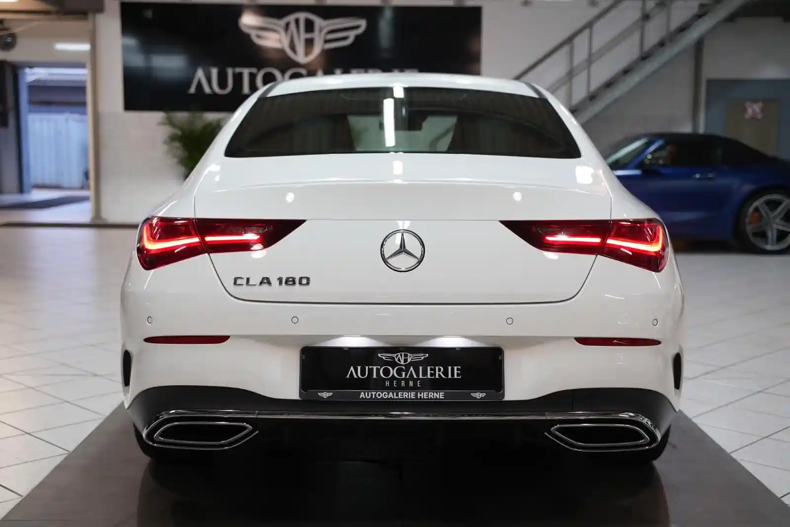 Mercedes-Benz CLA 180