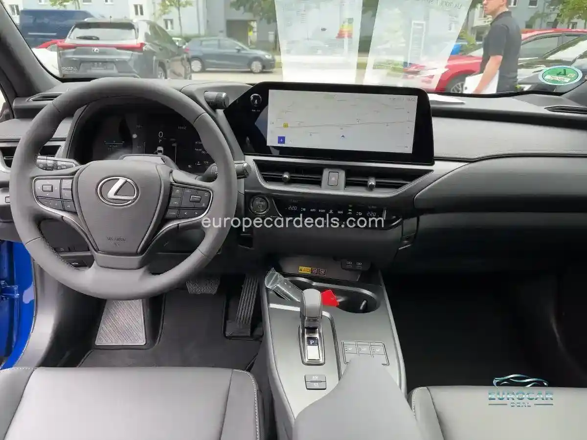 Lexus UX