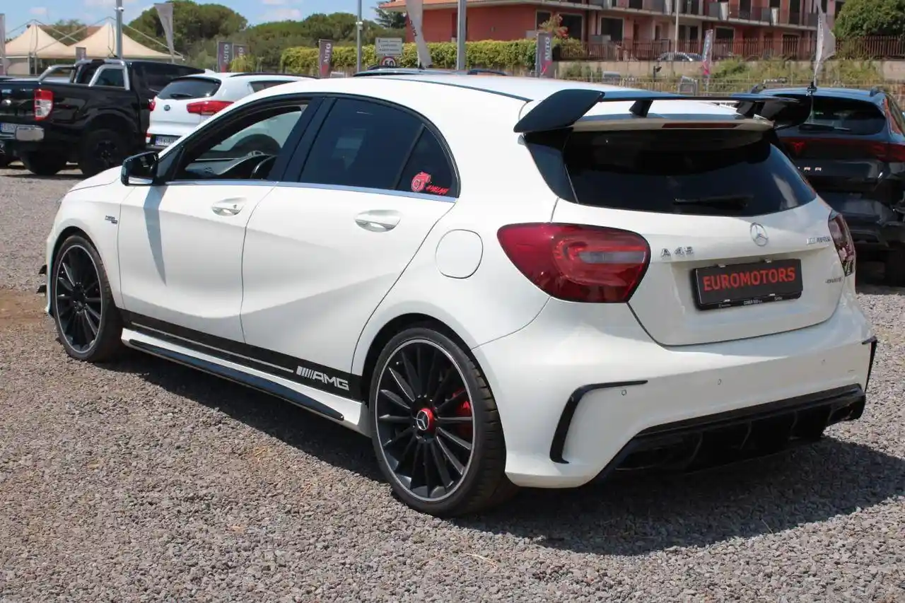 Mercedes-Benz A 45 AMG