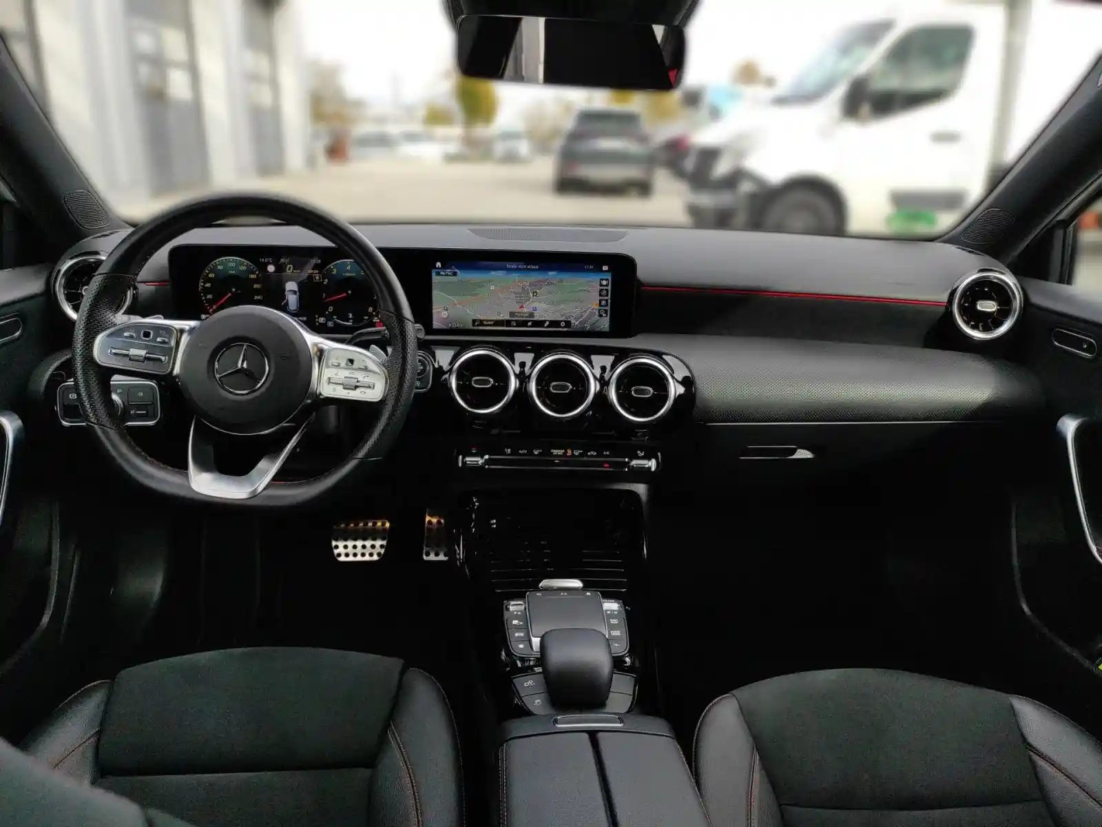 Mercedes-Benz A 35 AMG