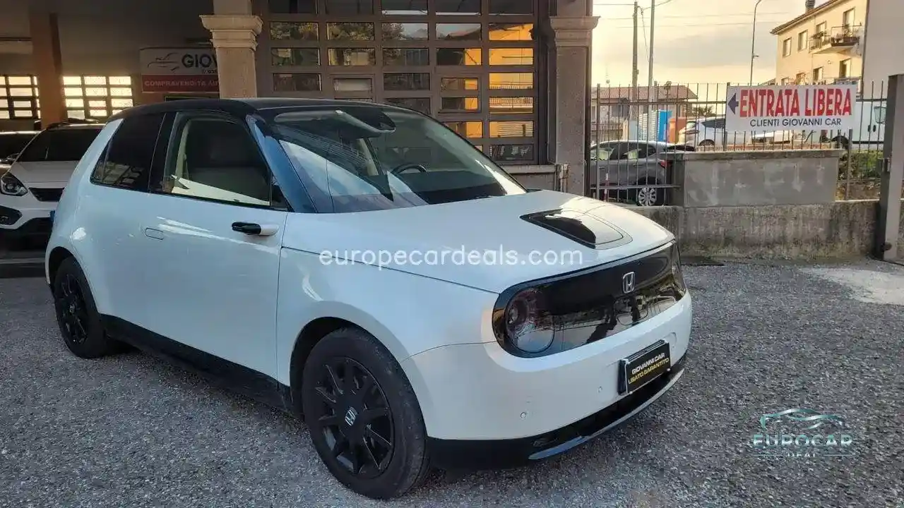 Honda e