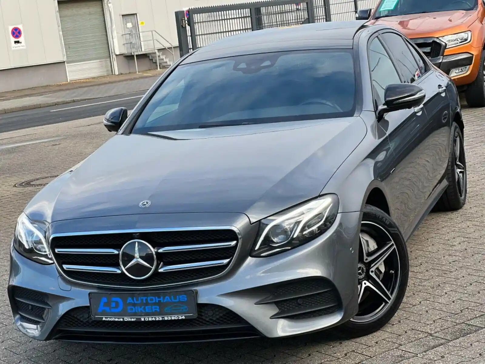 Mercedes-Benz E 300
