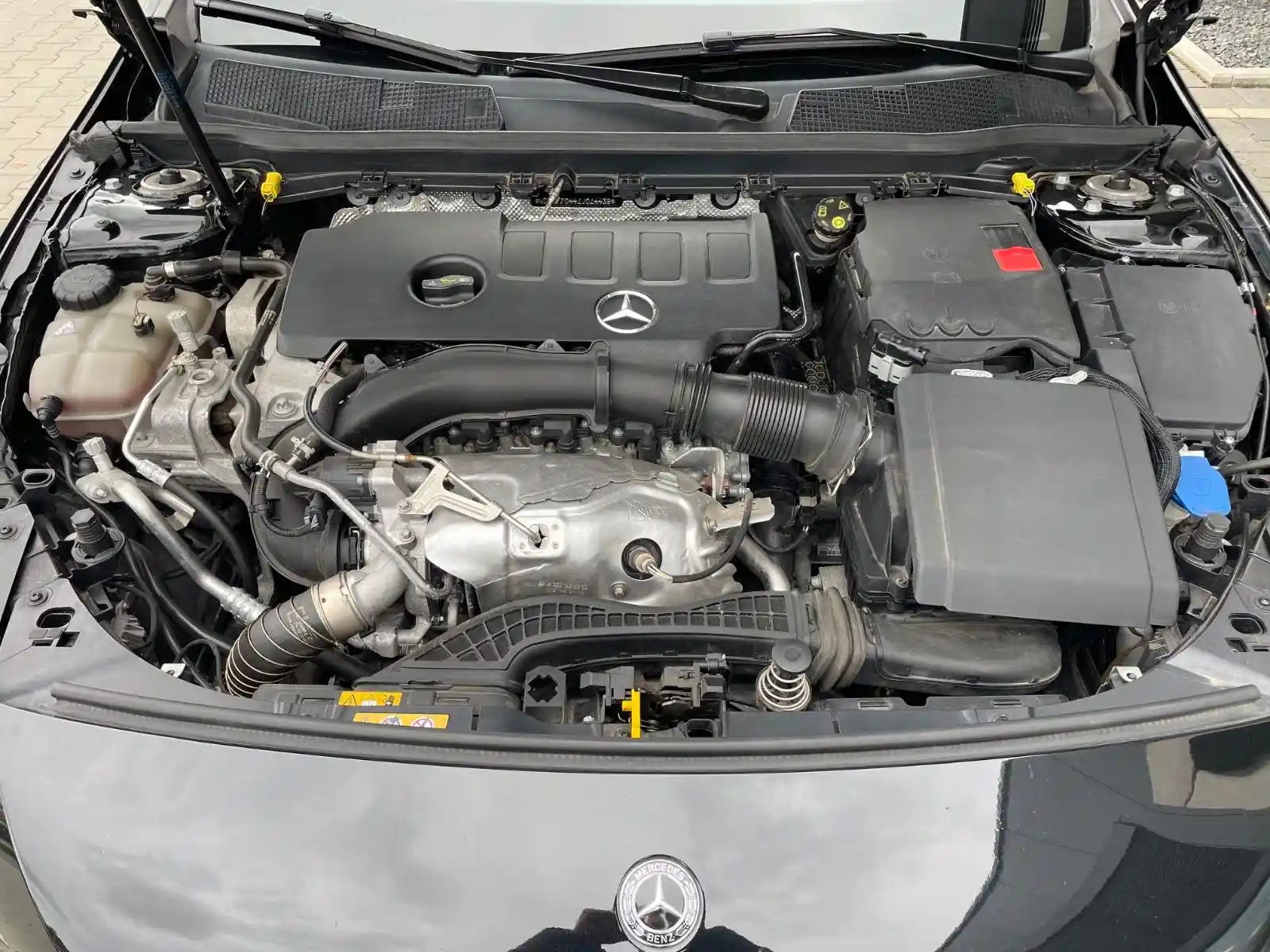 Mercedes-Benz A 220