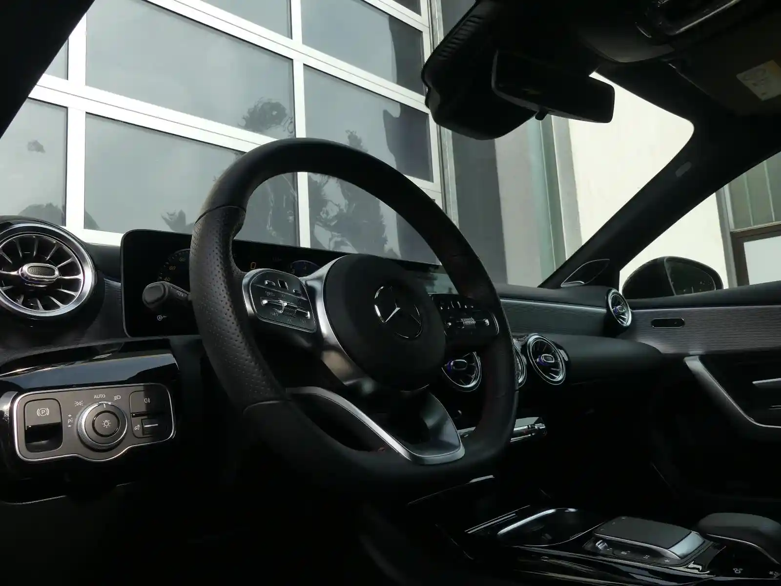 Mercedes-Benz A 35 AMG