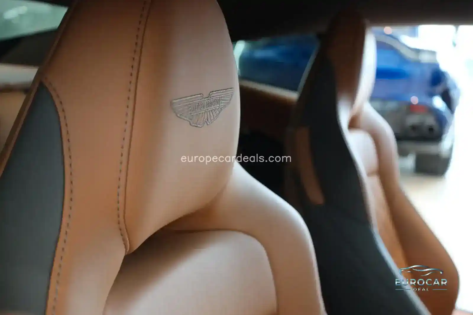 Aston Martin DB12