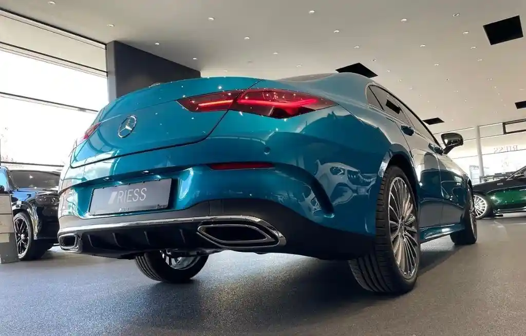 Mercedes-Benz CLA 200