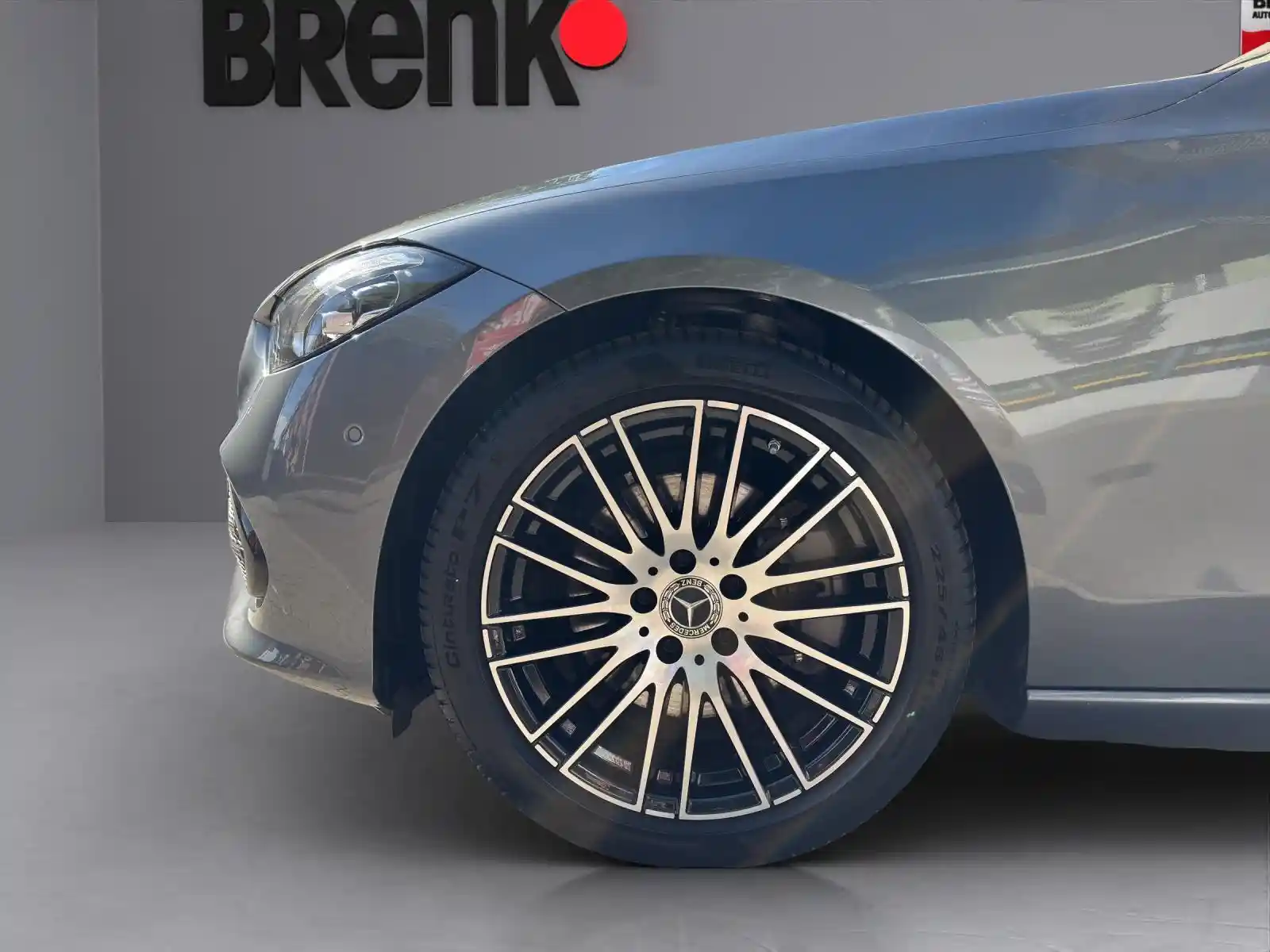 Mercedes-Benz C 220