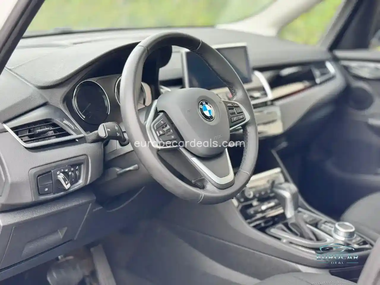 BMW 225