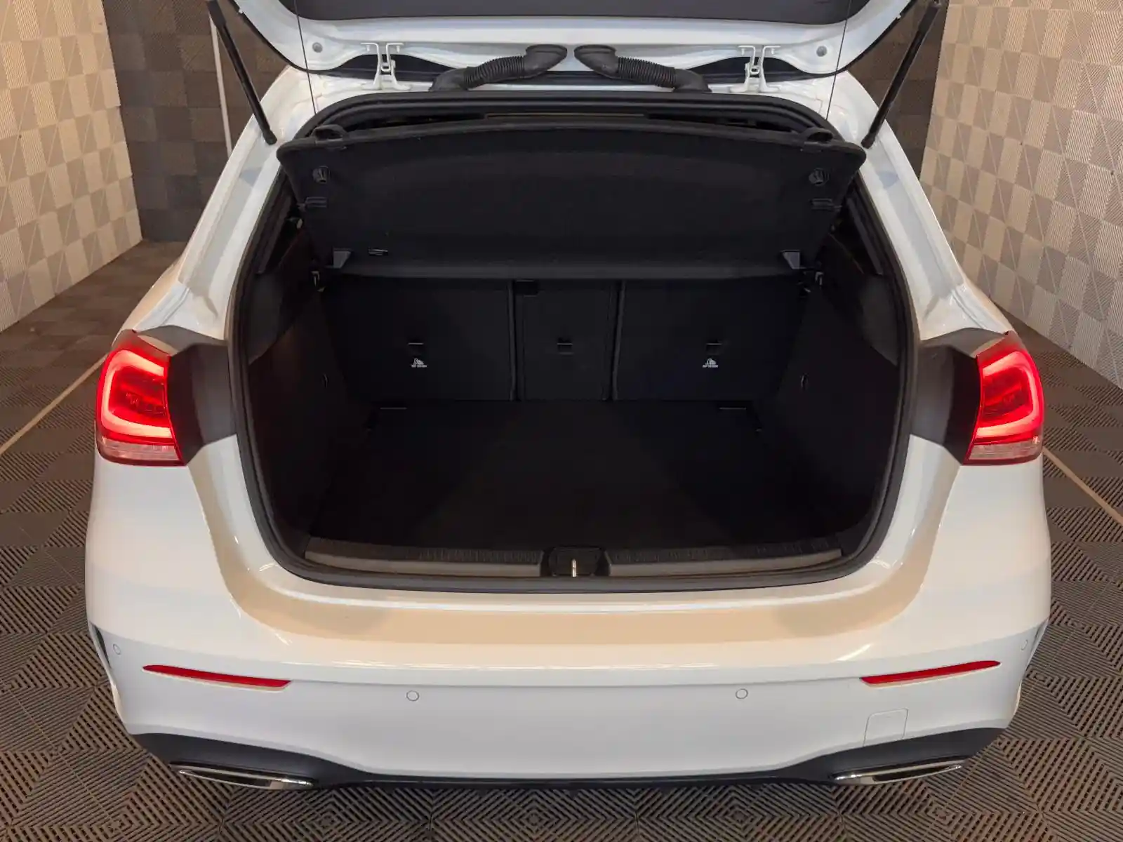 Mercedes-Benz A 250