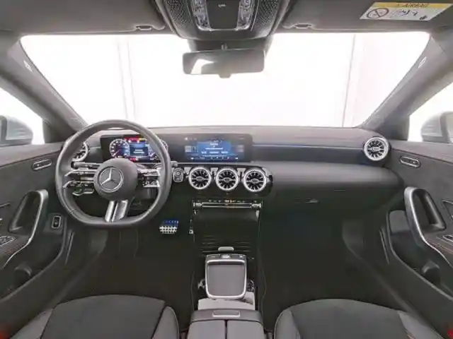Mercedes-Benz CLA 200 Shooting Brake