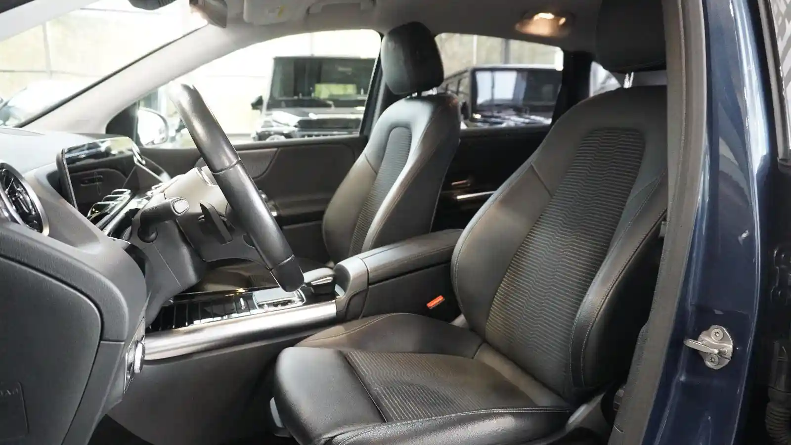 Mercedes-Benz B 220