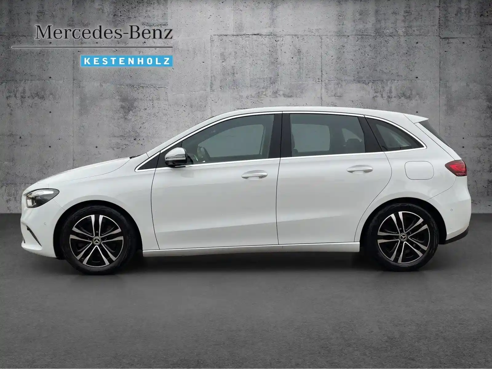Mercedes-Benz B 220