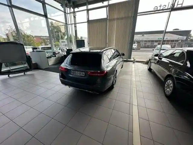 Mercedes-Benz E 400