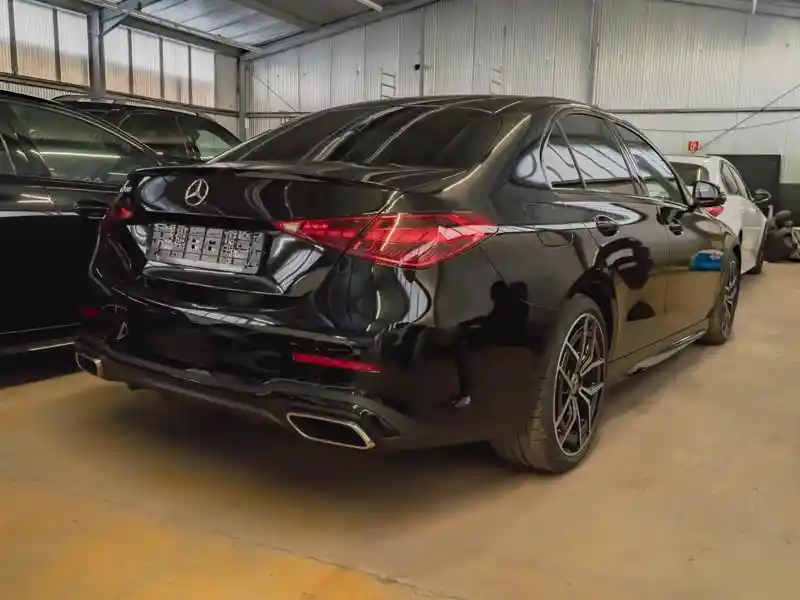 Mercedes-Benz C 200