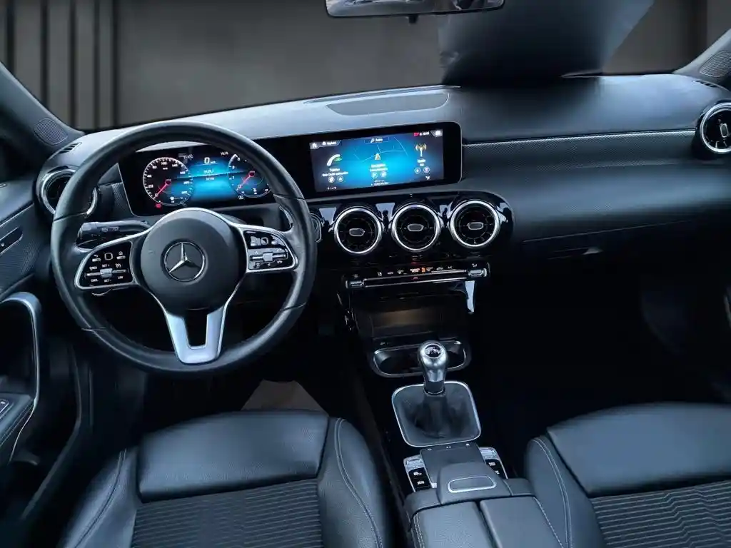 Mercedes-Benz A 200