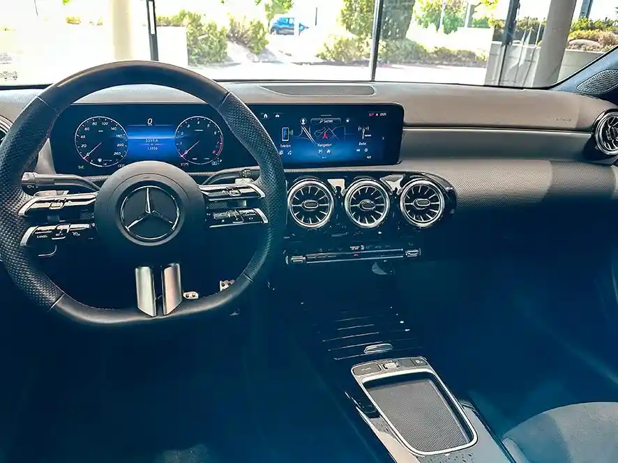 Mercedes-Benz A 180