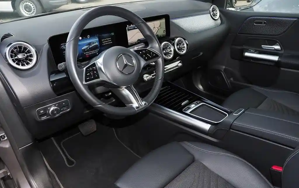 Mercedes-Benz B 200