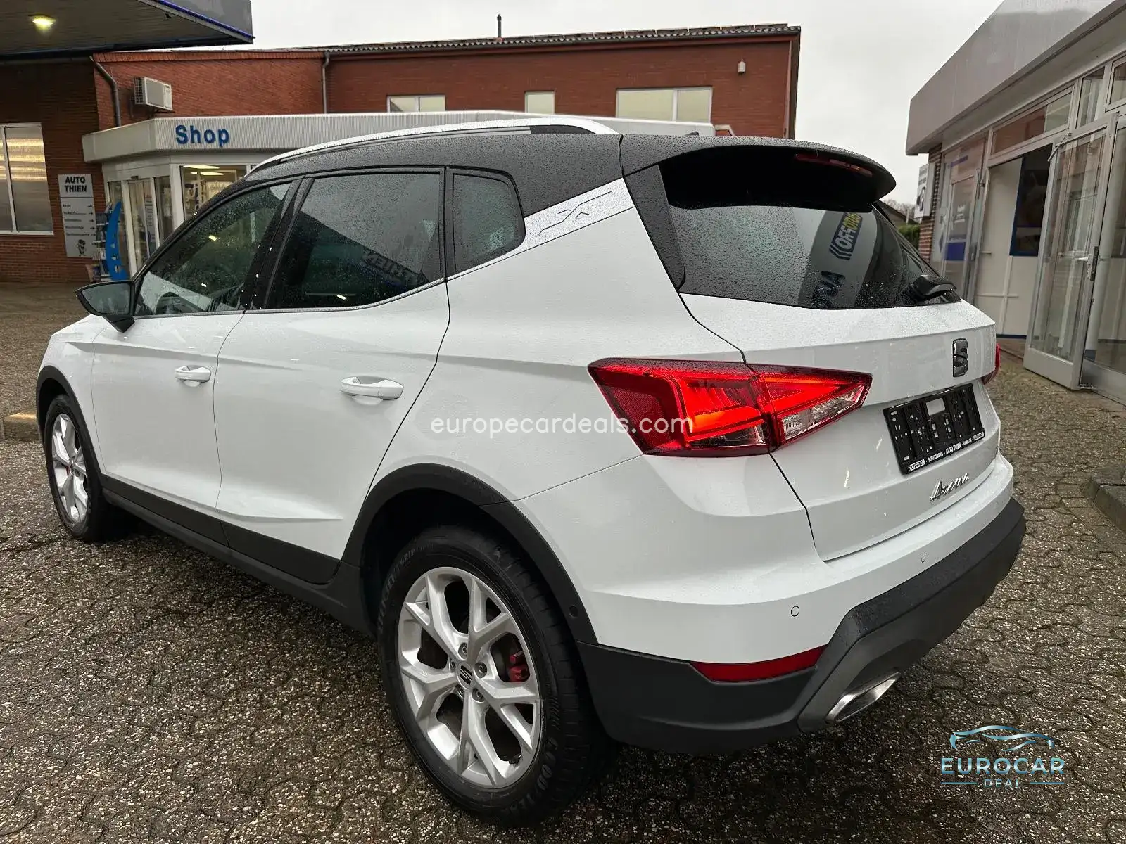Seat Arona
