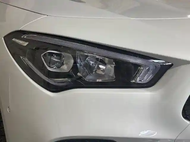 Mercedes-Benz CLA 200 Shooting Brake