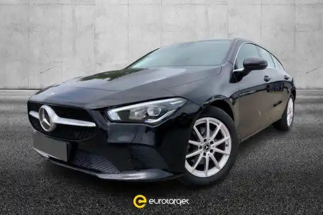 Mercedes-Benz CLA 200 Shooting Brake