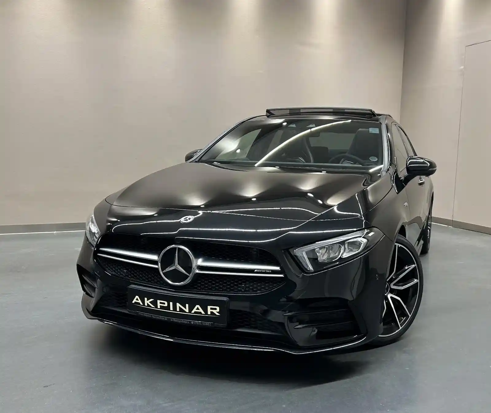 Mercedes-Benz A 35 AMG
