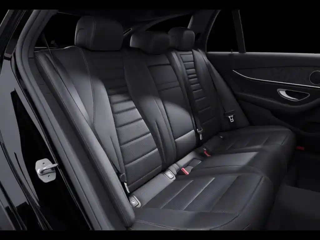 Mercedes-Benz E 400