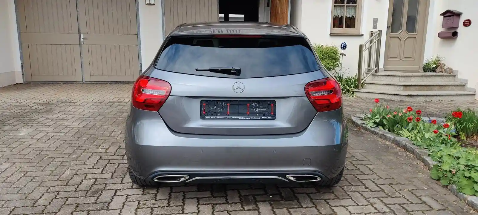 Mercedes-Benz A 180
