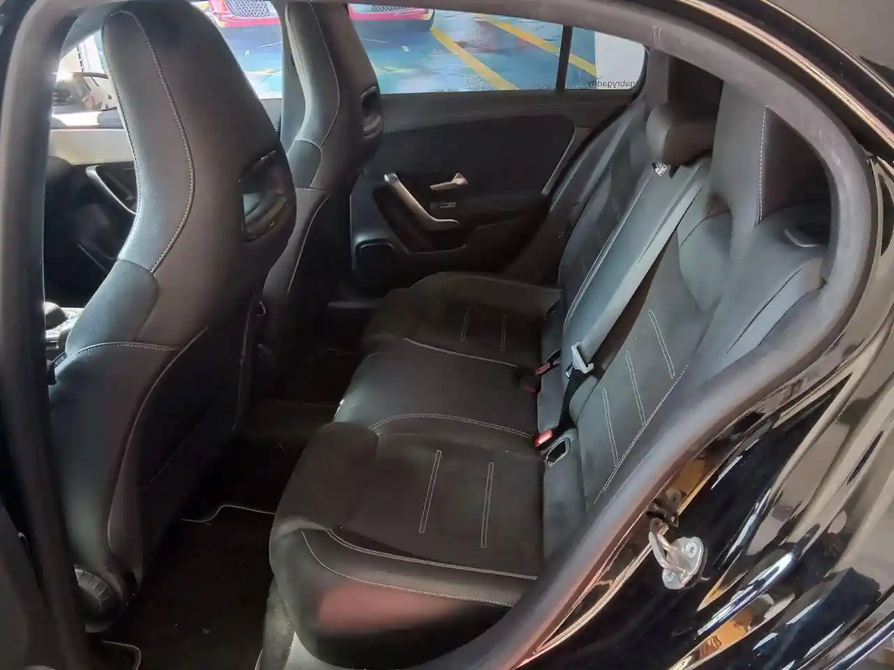 Mercedes-Benz A 180