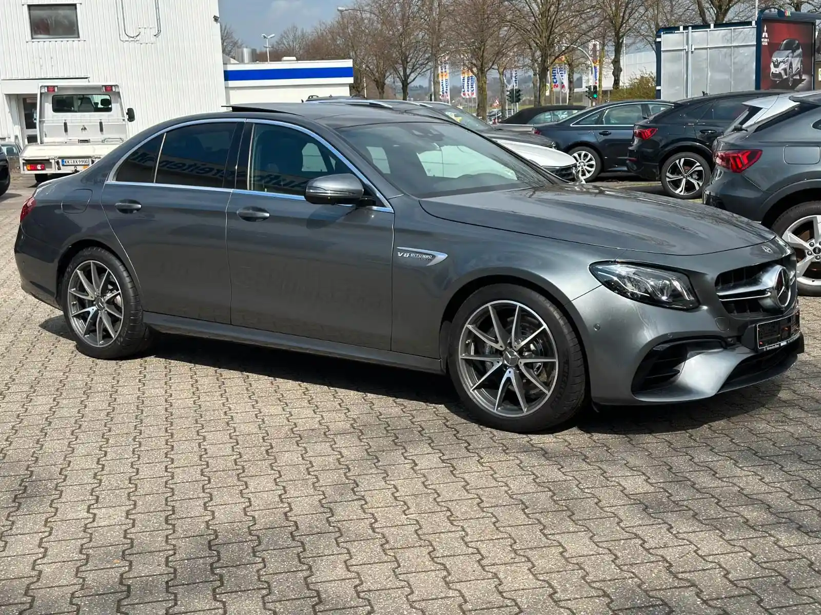 Mercedes-Benz E 63 AMG